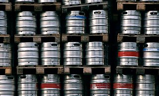 Immer wieder versuchen Unbekannte Bierfässer zu stehlen - ohne Erfolg. - pixabay