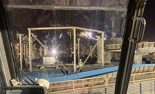 Wegen der hohen Temperaturen konnte die Wildwasserbahn nur nachts abgebaut werden. - privat