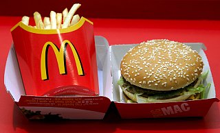 Sollte die Fastfood-Kette McDonald's in Brakel ein Restaurant eröffnen, fürchten heimische Betreiber von Schnellrestaurants nicht die Konkurrenz. - dpa