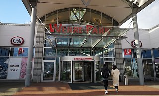 Ein Mann aus Porta Westfalica hat vor Gericht gestanden, ein Juweliergeschäft im Werre-Park ausgeraubt zu haben - und muss in Haft. - Ilja Regier