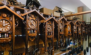 Hersteller streben einen Schutz der Kuckucksuhr als Kulturerbe an. - Philipp von Ditfurth/dpa