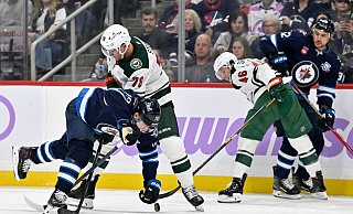 Nico Sturm (78) von der Minnesota Wild gab sein NHL-Comeback. - Fred Greenslade/The Canadian Press/AP/dpa