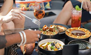 In Bielefeld gibt es zahlreiche Restaurants und Imbisse. Wer gerne vegan oder vegetarisch essen will, hat vor allem in der Innenstadt die Auswahl. - Pexels