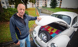 Neben dem Ersatzreifen ist Platz für eine Reisetasche. - Mike-Dennis Müller