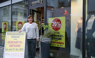 Ende des Jahres ist Schluss: Weil Jaenette Streitbürger nach Hamburg zieht, läuft der Verkauf in der Boutique nur noch bis Dezember. - Eva Mikolajczak