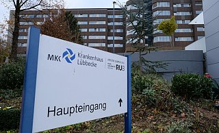 Mehr als 5.000 Beschäftigte arbeiten bei den Mühlenkreiskliniken, ein Teil davon im Lübbecker Krankenhaus. - Heike von Schulz