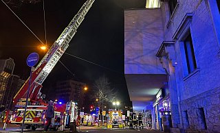 Die Feuerwehr ist am Oberntorwall im Einsatz. - Charlotte Mahncke