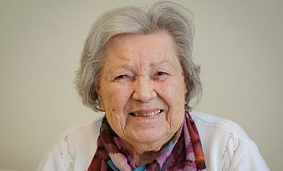 Eugenia "Gerda" Schalwat wird 101. - Andreas Zobe