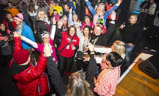 Volle Bude bei der Après-Ski-Party in Bielefeld. - Dieckmann-Fotodesign l Bielefeld