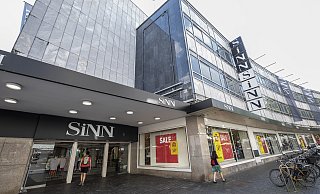 Im März war die neue Sinn-Filiale im ehemaligen Karstadt-Warenhaus eröffnet worden. Dann kam die Insolvenz in Eigenverwaltung. Jetzt ist klar: Die Filiale bleibt. - Jörg Dieckmann