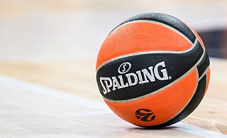 Der Basketball fliegt bald wieder in Israel durch Körbe. - Tom Weller/dpa