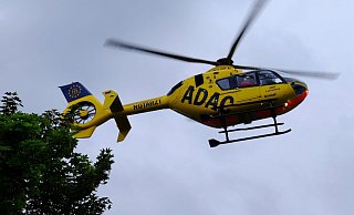 Ein rumänischer Fahrer muss per Hubschrauber in eine Klinik gebracht werden. - (Themenbild) Thorsten Gödecker