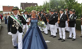 Ein besonderes Jahr: Das Ahdener Königspaar Manfred und Ilona Lemm. - Johannes Büttner
