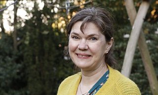 Sabine Amsbeck-Dopheide. - Burkhard Hoeltzenbein