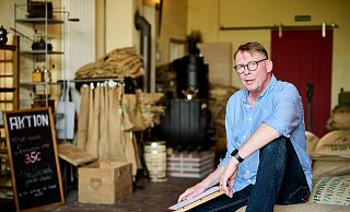 Andreas Risse von der Kaffeewelt Eisbrenner in Bielefeld. - Tuula Kainulainen / LWL-Medienzentrum