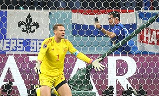 Torwart Manuel Neuer reist erst später zum DFB-Team. - Christian Charisius/dpa