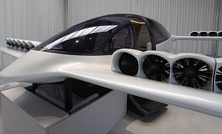 Die Patente für das einst mit großen Ambitionen gestartete Flugtaxi-Projekt Lilium sind nun aus der Insolvenzmasse heraus in die US-Konkurrenz verkauft worden. - Karl-Josef Hildenbrand/dpa