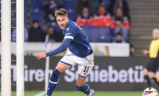 Arminia Bielefelds Außenstürmer Joel Grodowski traf gegen Stuttgart II zweimal, bereitete zwei weitere Treffer vor und hatte weitere Möglichkeiten, wie hier in der 28. Minute. - Oliver Krato