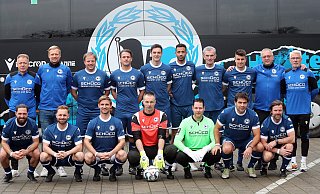 Sie hat es drauf: Die Traditionsmannschaft von Arminia Bielefeld, hier bei einem Turnier dieses Jahr in Lingen. Foto: Wolfgang Rudolf - Wolfgang Rudolf