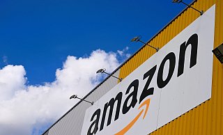Der weltgrößte Online-Händler Amazon streicht rund 14.000 Arbeitsplätze in der Verwaltung. (Archivbild) - Wolf von Dewitz/dpa