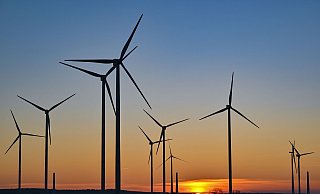 Betrifft auch Windräder: Künftig sollen Verfahren vor den Verwaltungsgerichten verkürzt werden. - Patrick Pleul/dpa