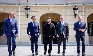 Die Ukraine und ihre wichtigsten europäischen Verbündeten machten bei ihrem groß inszenierten Treffen in Kiew eine klare Ansage an Moskau. - Kay Nietfeld/dpa