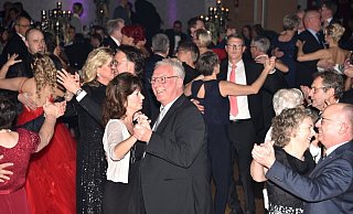 In der Höxteraner Stadthalle erlebten die Handwerker eine rauschende Ballnacht. - Thomas Kube