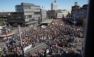 Mehr als 10.000 Teilnehmer sind nach ersten Schätzungen dabei. - Dennis Angenendt