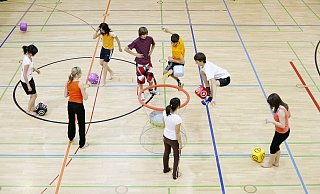 Kaum ausgesprochen, soll Bielefeld nach Vorstellung des Schulministeriums das Verbot von Schulsport ab Klasse 8 wieder zurücknehmen. - Pixabay