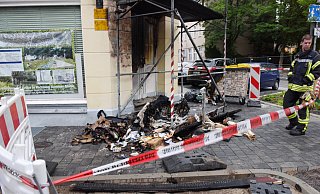 Die Einsatzkräfte mussten innerhalb kurzer Zeit zu mehreren Brandeinsätzen in Bielefeld ausrücken. Die Kripo sucht Zeugen. - Symbolfoto: Barbara Franke