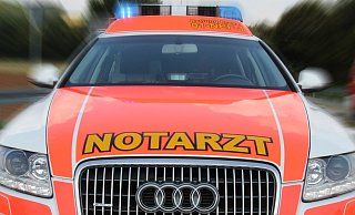 Rettungskräfte brachten die Zehnjährige in das Rahdener Krankenhaus. - Symbolfoto: David Schellenberg