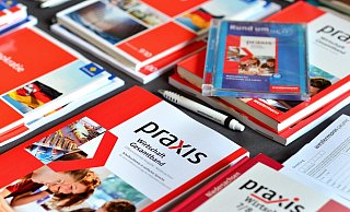 Seit Beginn des Schuljahres 2020/21 wird an allen weiterführenden Schulen in NRW das Fach Wirtschaft/Politik unterrichtet. - picture alliance
