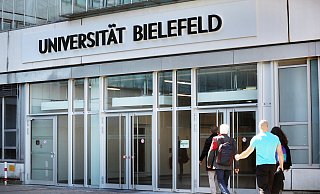 Die Uni Bielefeld behauptet sich wieder einmal im internationalen Vergleich.  - Sarah Jonek