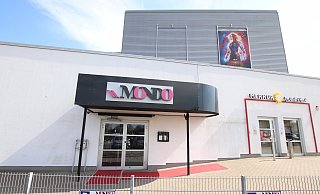 Der Tatort: Am 23. September 2018 schossen mehrere Männer auf den Haupteingang der Diskothek Mondo am Werre-Park. Zwei Türsteher wurden dabei verletzt. - Ulf Hanke