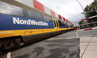 Die Sennebahn der Nordwestbahn verkehrt zwischen Paderborn und Bielefeld. - Sigurd Gringel (Archiv)