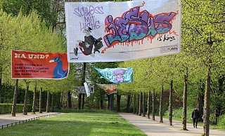 "Schloss mit lustig"-Aktion im Neuhäuser Schlosspark. - Holger Kosbab