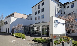 Im Herforder Mathilden-Hospital sind inzwischen auch Patienten auf der Station mit dem Coronavirus infiziert, auf der sich schon Pflegekräfte gegenseitig angesteckt hatten. - Frank-Michael Kiel-Steinkamp