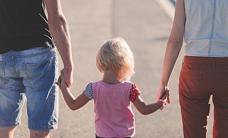 Die Evangelische Jugend Spenge bietet Spaziergänge für Kinder und Eltern durch Spenge an. Eine Art Rallye, bei der es einiges zu entdecken gibt. - Pixabay
