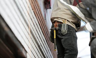 Die Stadtverwaltung hält es für verträglich, dass die Häuser an der B61 höher werden dürfen. - Symbolbild Pixabay