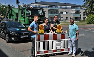 Dennis Kleewald (Bauamt), Petra Schäfer-Schlichting (Leiterin Bürgeramt), Andreas Markgraf (Leiter Bauamt) und Matthias Schlotmann (Firma Schlotmann). - Raphael Athens