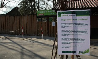 Erst vor einem Monat war Saisoneröffnung. Jetzt ist der Tierpark Herford wegen der Corona-Epidemie wieder geschlossen. Am Wochenende hatten noch zahlreiche Familien das schöne Wetter für einen Ausflug an die Stadtholzstraße genutzt. - Natalie Gottwald