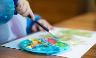 Eine Bielefelder Kindertagesstätte ist von Corona betroffen, 36 kleine und große Menschen müssen in Quarantäne. - Pixabay