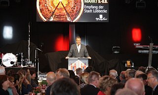 So locker hat man Sigmar Gabriel, den früheren Bundesaußenminister und Vize-Kanzler, selten erlebt. - Noah Brümmelhorst