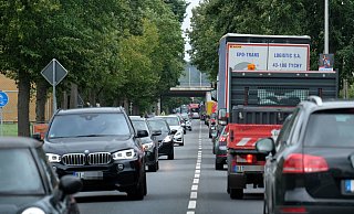 Noch schleppender als sonst lief der Verkehr in den vergangenen Tagen Richtung Bielefeld auf der B61. - Andreas Frücht