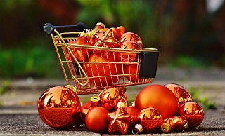 Wer fürs Weihnachtsfest einkauft, muss mit höheren Kosten als noch im vergangenen Jahr rechnen. - Pixabay