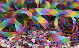 Auf Konfetti und Luftschlangen müssen "Alle unter einem Hut" künftig verzichten. - Pixabay
