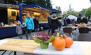 Normalerweise findet im Herbst in Kirchlengern das Fest "Kürbiszauber" statt, bei dem auch die Geschäfte geöffnet sind. - Archivfoto: Myriam Domke-Feiner