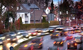 In der Gütersloher Innenstadt macht sich die Pendlerstrecke bereits breit. - Christine Panhorst