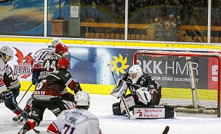 Dank ihres Goalies Ennio Albrecht gewannen die Herforder. - Yvonne Gottschlich