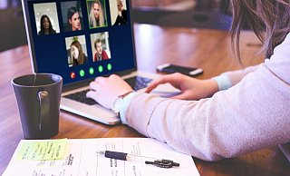 Aufgrund der Corona-Pandemie werden die meisten Vorlesungen nun digital gehalten. - Pixabay